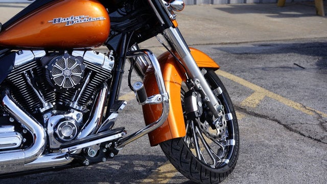 2015 Harley-Davidson FLHXS - Street Glide Special Base