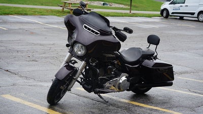 2014 Harley-Davidson FLHXS - Street Glide Special Base