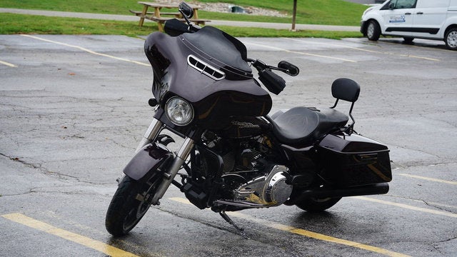 2014 Harley-Davidson FLHXS - Street Glide Special Base