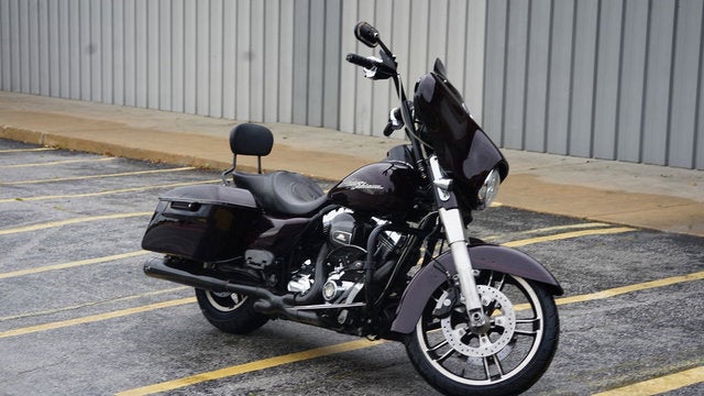 2014 Harley-Davidson FLHXS - Street Glide Special Base