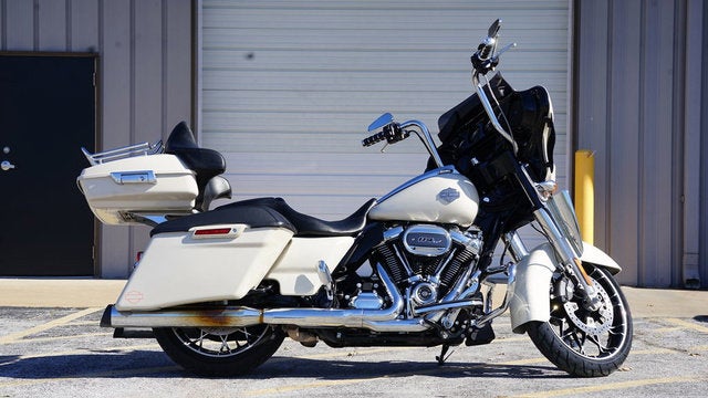 2022 Harley-Davidson FLHXS - Street Glide Special Base