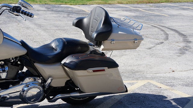 2022 Harley-Davidson FLHXS - Street Glide Special Base