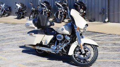 2022 Harley-Davidson FLHXS - Street Glide Special Base