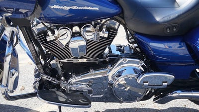 2015 Harley-Davidson FLTRXS - Road Glide Special Base