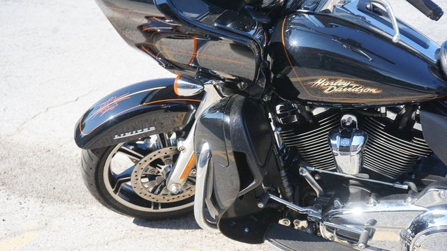 2023 Harley-Davidson FLTRK - Road Glide Limited Base