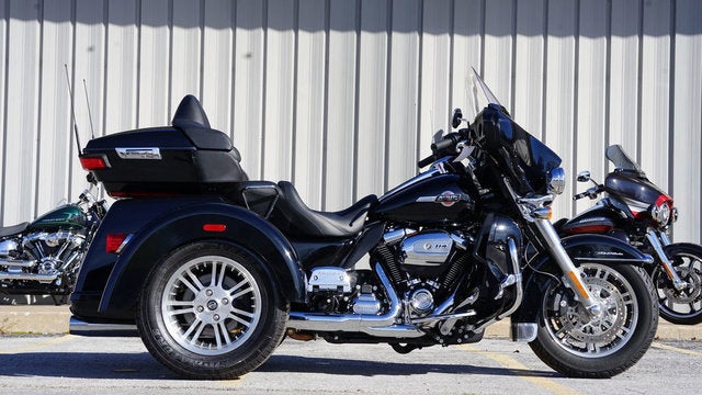 2024 Harley-Davidson Trike FLHTCUTG - Tri Glide Ultra