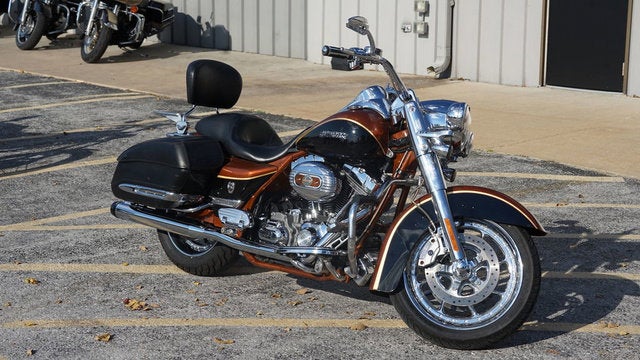 2008 Harley-Davidson Touring FLHRSE4 - Road King Screamin' Eagle 105Th Annive