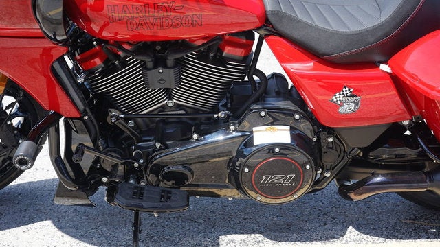 2025 Harley-Davidson FLTRXSTSE - CVO Road Glide ST Base