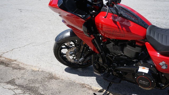 2025 Harley-Davidson FLTRXSTSE - CVO Road Glide ST Base