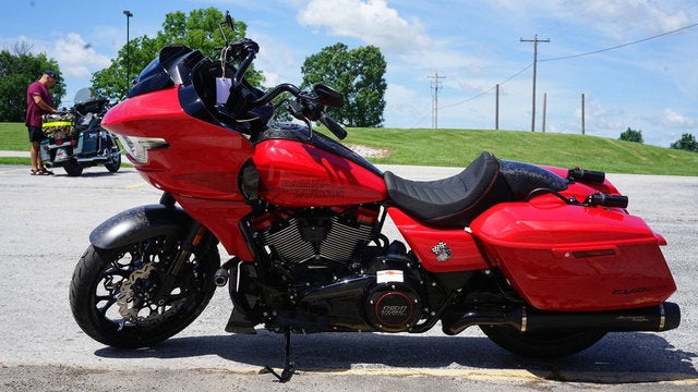 2025 Harley-Davidson FLTRXSTSE - CVO Road Glide ST Base