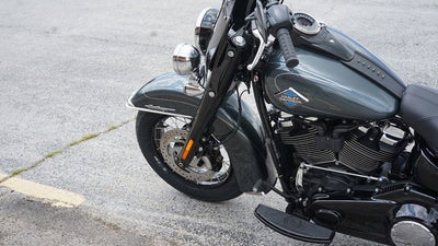 2025 Harley-Davidson Softail FLHC - Heritage Classic