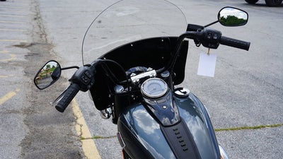2025 Harley-Davidson Softail FLHC - Heritage Classic