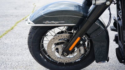 2025 Harley-Davidson Softail FLHC - Heritage Classic