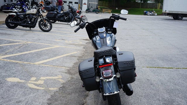 2025 Harley-Davidson Softail FLHC - Heritage Classic