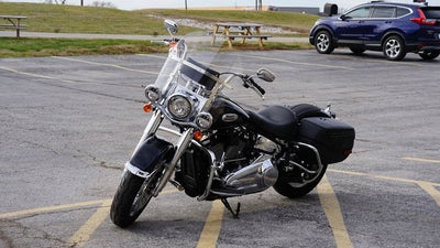 2024 Harley-Davidson Softail FLHCS - Heritage Classic