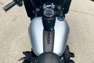 2024 Harley-Davidson Softail FLHCS - Heritage Classic