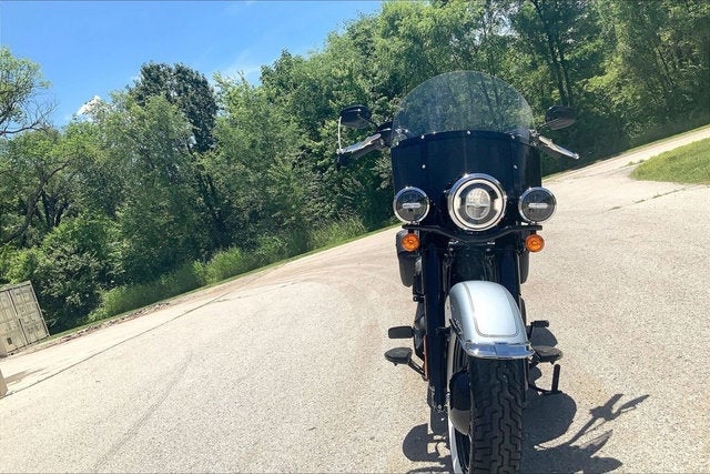 2024 Harley-Davidson Softail FLHCS - Heritage Classic