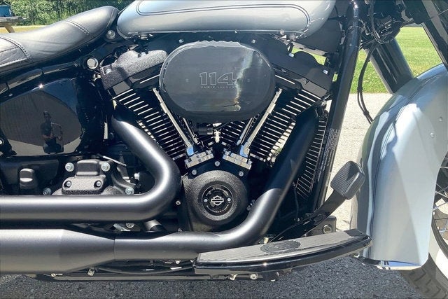 2024 Harley-Davidson Softail FLHCS - Heritage Classic