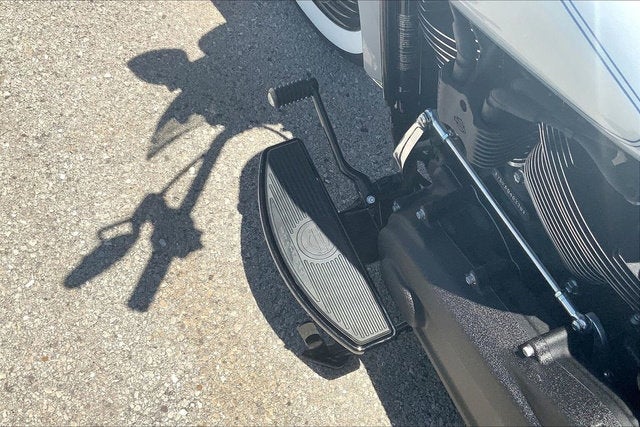 2024 Harley-Davidson Softail FLHCS - Heritage Classic