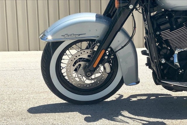 2024 Harley-Davidson Softail FLHCS - Heritage Classic