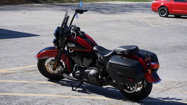 2022 Harley-Davidson Softail FLHCS - Heritage Classic 114