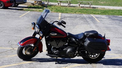 2022 Harley-Davidson Softail FLHCS - Heritage Classic 114