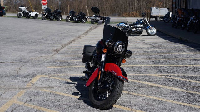 2022 Harley-Davidson Softail FLHCS - Heritage Classic 114