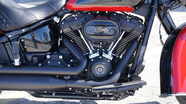 2022 Harley-Davidson Softail FLHCS - Heritage Classic 114