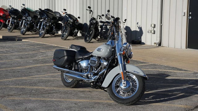 2024 Harley-Davidson Softail FLHCS - Heritage Classic