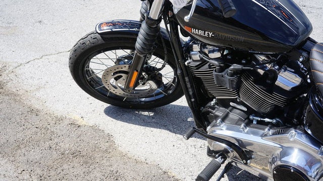 2025 Harley-Davidson Softail FXBB - Street Bob