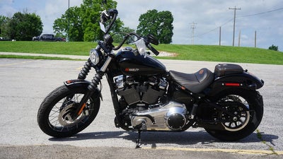 2025 Harley-Davidson Softail FXBB - Street Bob