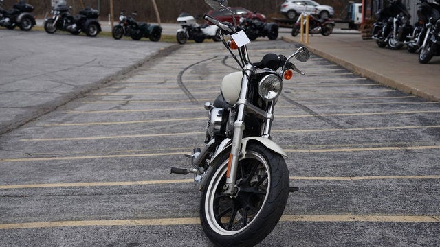 2013 Harley-Davidson Sportster XL883L - Superlow