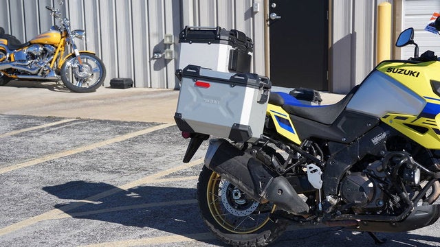 2023 Suzuki V-Strom 1050DE Adventure