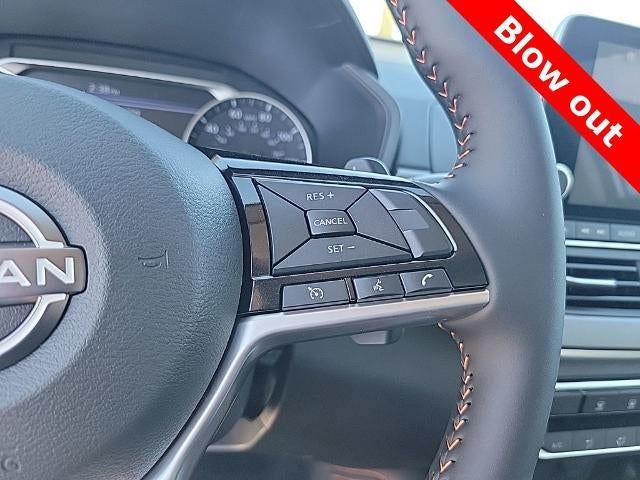 2025 Nissan Altima SR