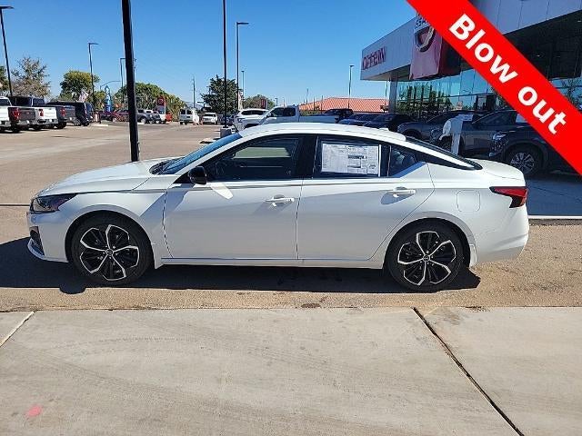 2025 Nissan Altima SR