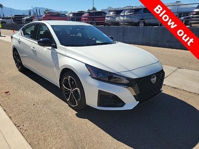 2025 Nissan Altima SR