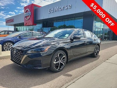 2025 Nissan Altima SR