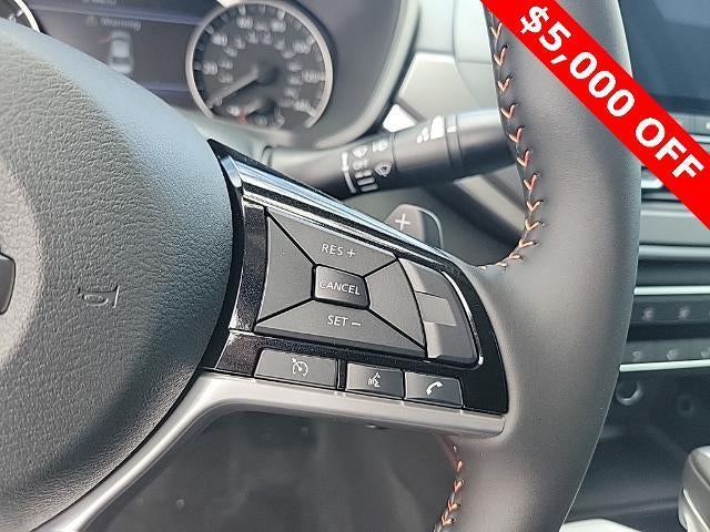 2025 Nissan Altima SR