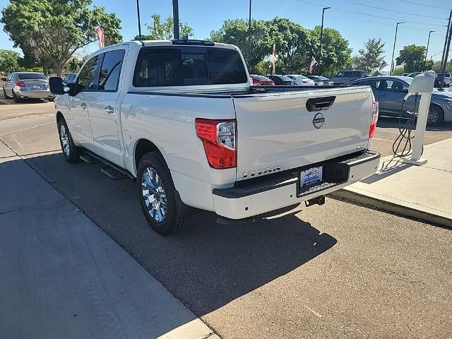 2024 Nissan Titan SV