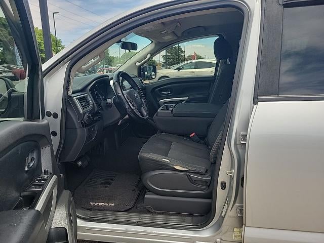 2017 Nissan Titan SV