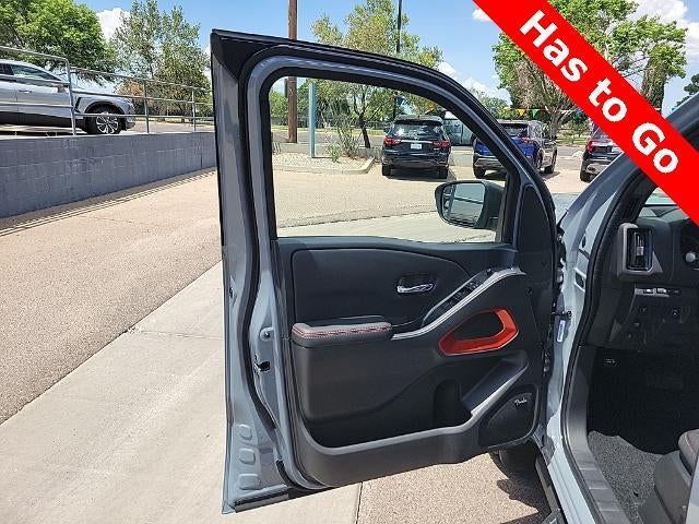 2025 Nissan Frontier Crew Cab PRO-X®