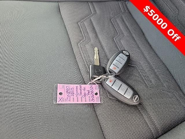 2025 Nissan Frontier Crew Cab PRO-4X®