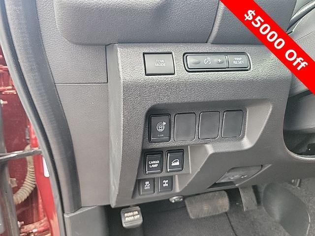 2025 Nissan Frontier Crew Cab PRO-4X®