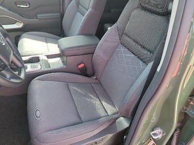 2026 Nissan Frontier Crew Cab SV