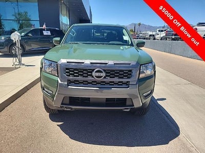 2025 Nissan Frontier Crew Cab SV