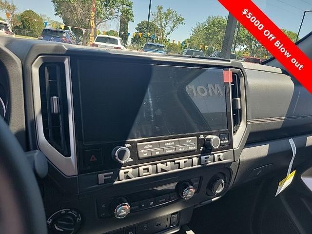 2025 Nissan Frontier Crew Cab SV