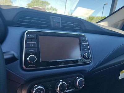 2025 Nissan Versa SV CVT