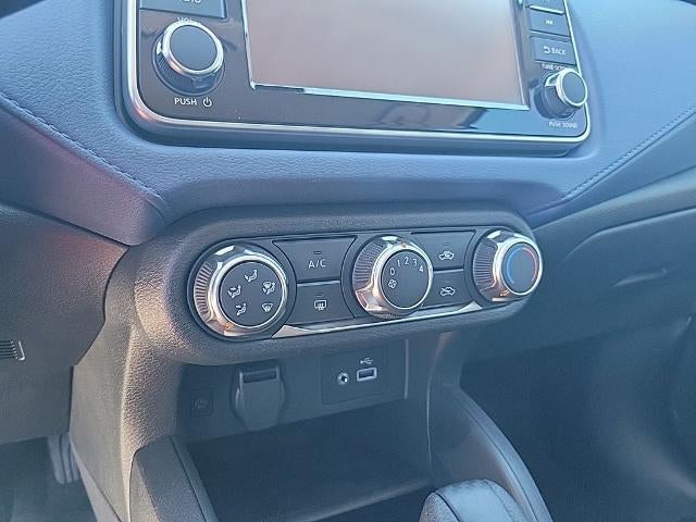 2025 Nissan Versa SV CVT