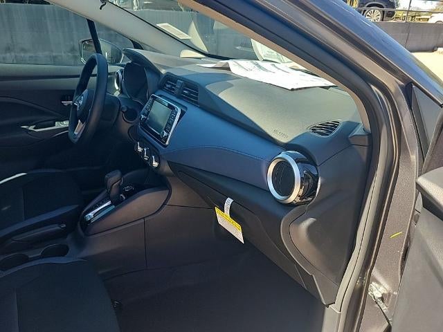 2025 Nissan Versa SV CVT