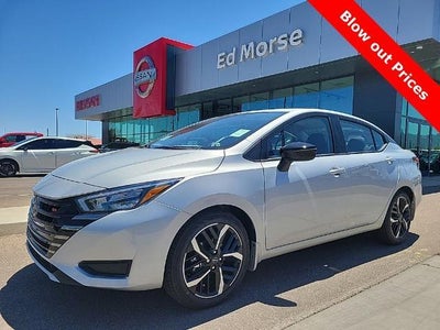 2025 Nissan Versa SR
